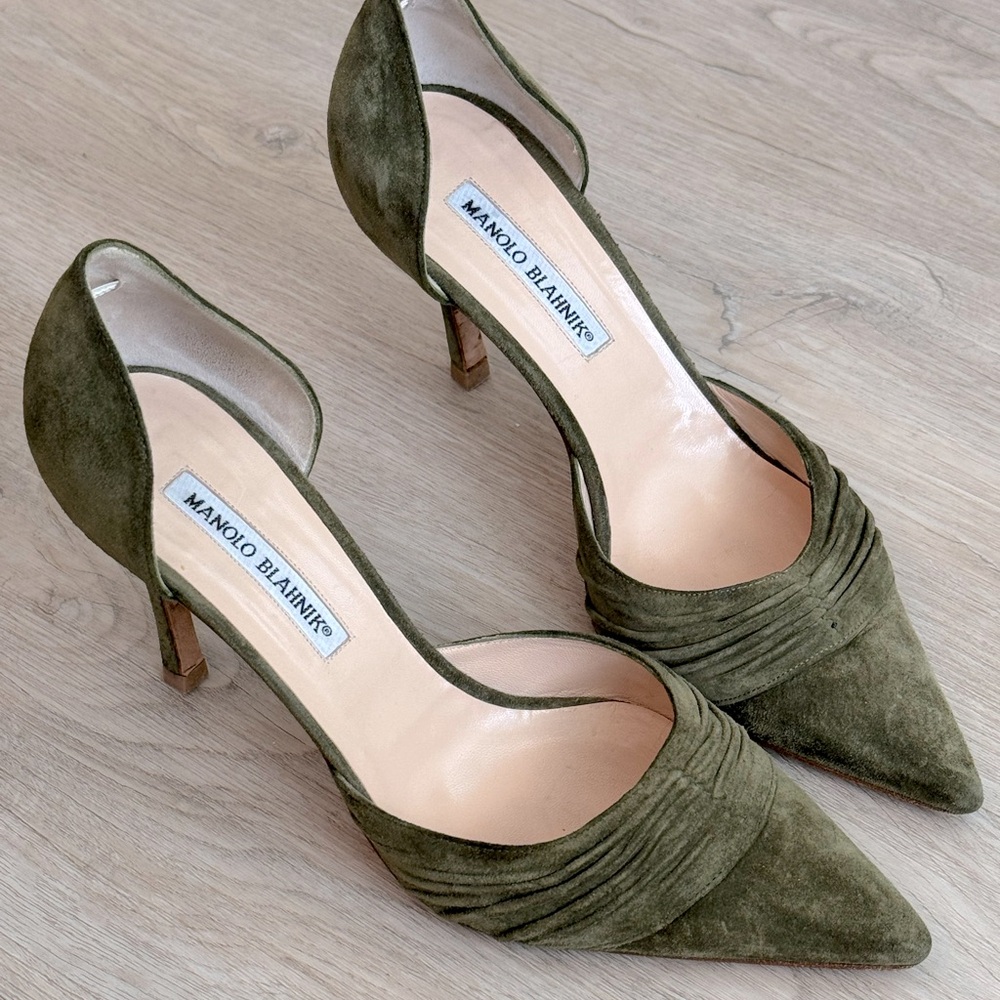 Manolo Blahnik Green Suede D’Orsay Heels - EU 39